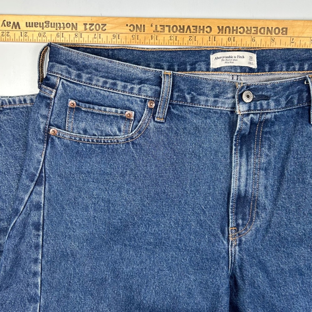 Abercrombie & Fitch The Barrel Jean Mid Rise Medium Wash Blue Denim 39 Short - Picture 5 of 9